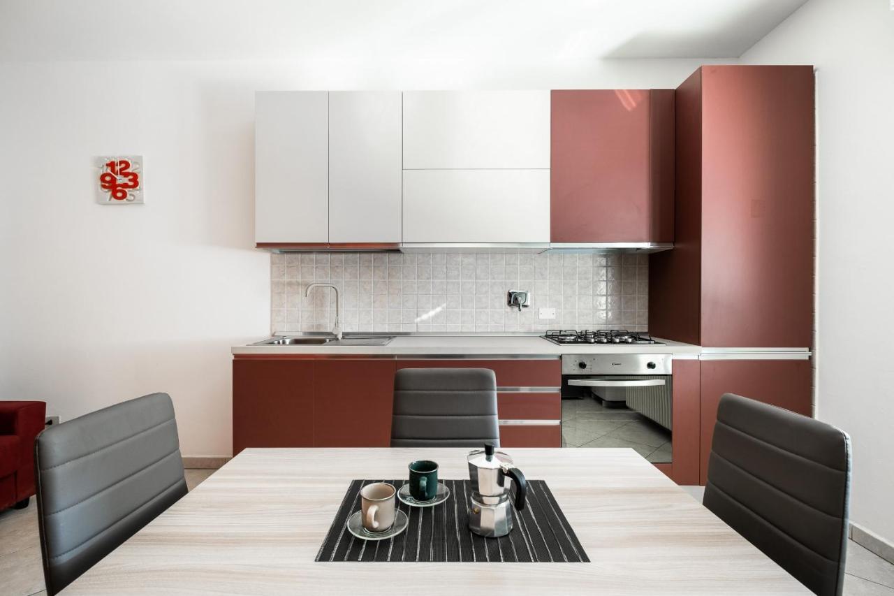 Giorgi Homes - Easy Apartment By Wonderful Italy بولونيا المظهر الخارجي الصورة