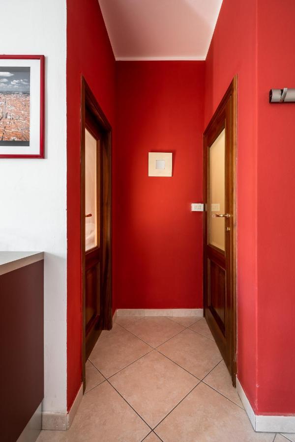 Giorgi Homes - Easy Apartment By Wonderful Italy بولونيا المظهر الخارجي الصورة